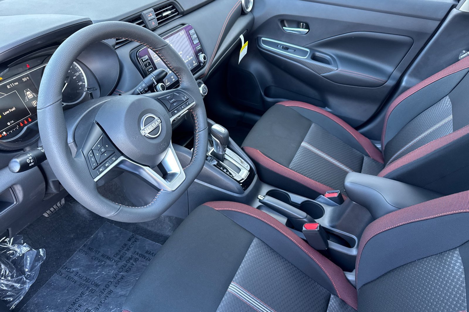 New 2025 Nissan Versa SR w/ Trunk Package image 7