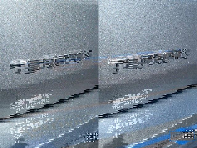 Used 2024 GMC Terrain SLT image 27