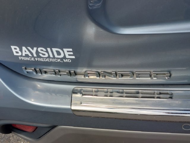 Certified 2021 Toyota Highlander Platinum AWD/4WD image 49