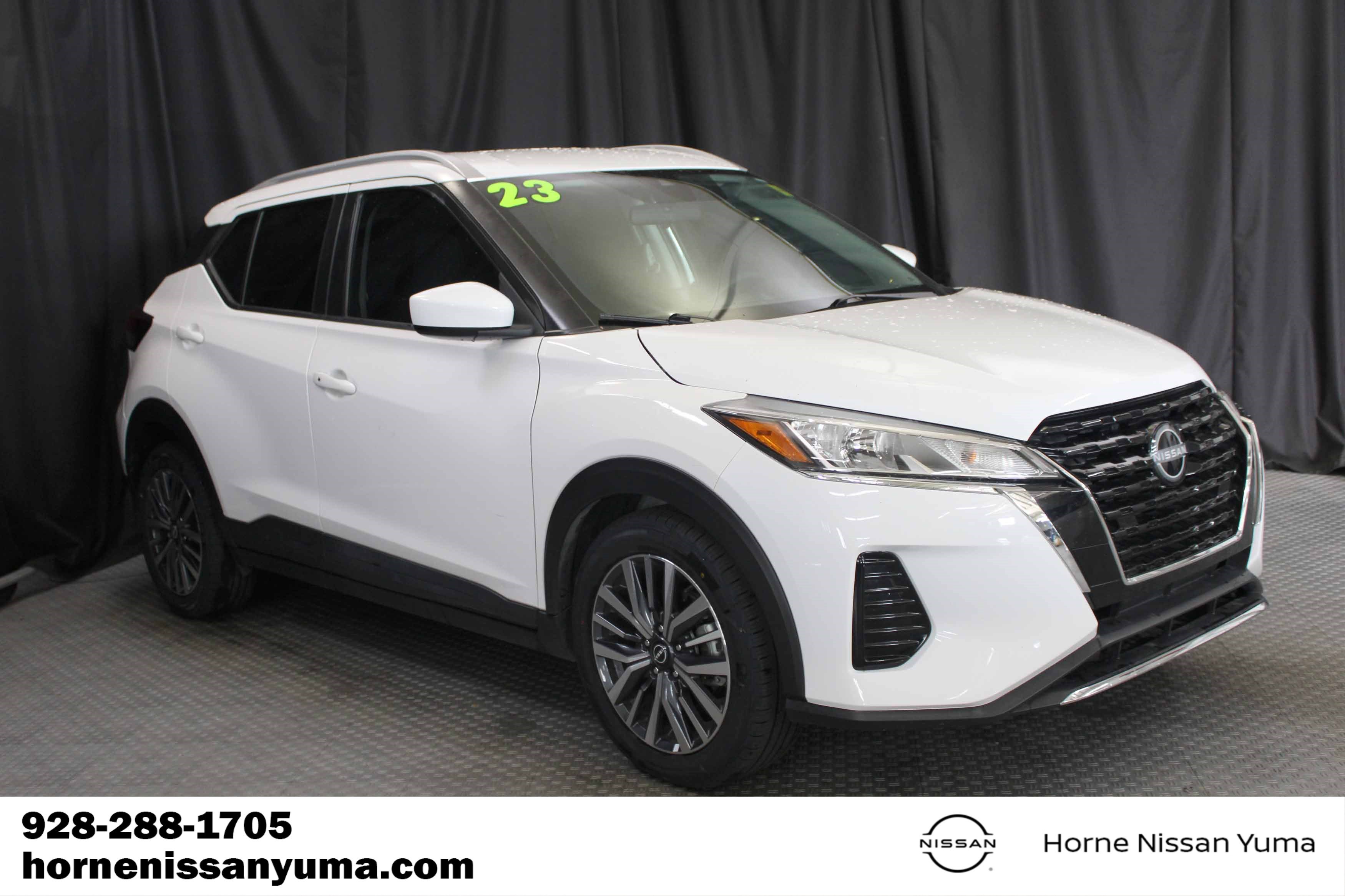 Used 2023 Nissan Kicks SV FWD image 1