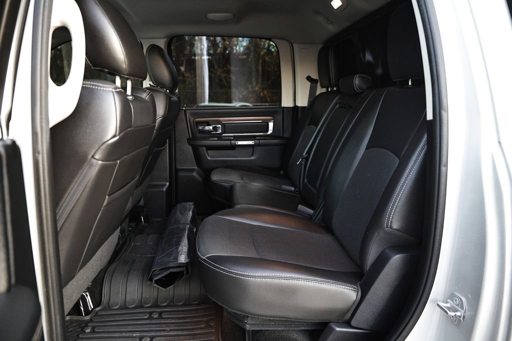 Used 2016 RAM 1500 Laramie w/ Convenience Group image 13