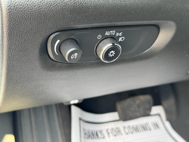 Used 2023 Chevrolet Traverse LT AWD/4WD image 24