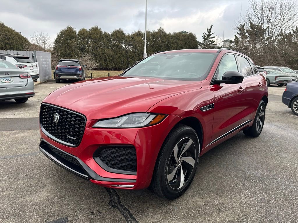 Used 2024 Jaguar F-PACE R-Dynamic S image 3