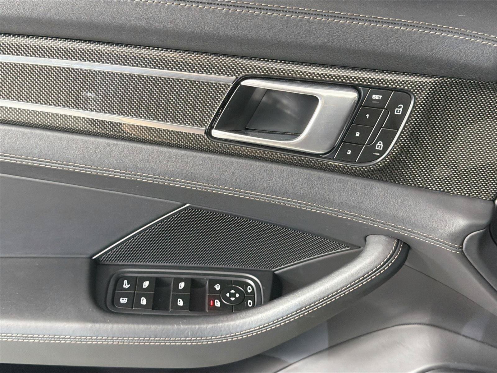 Certified 2023 Porsche Panamera Turbo S AWD/4WD image 31