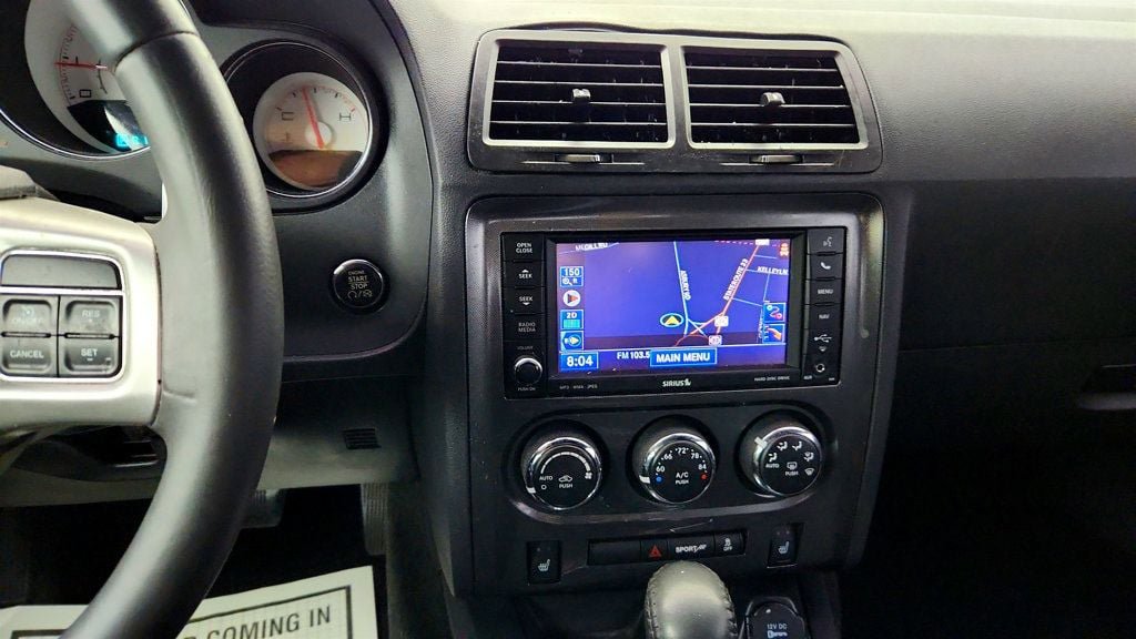 Used 2013 Dodge Challenger SXT RWD image 18