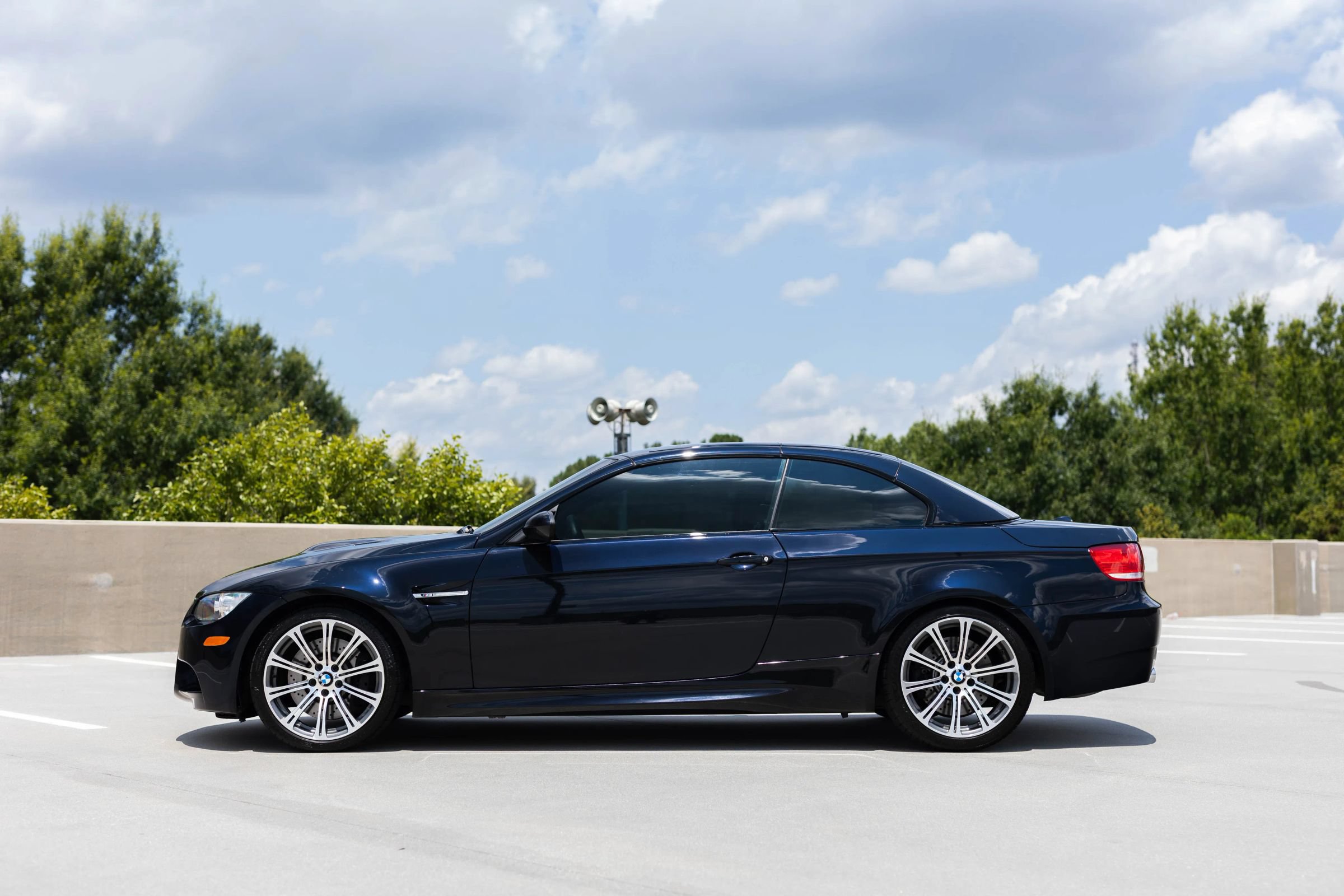 Used 2010 BMW M3 Convertible RWD image 17