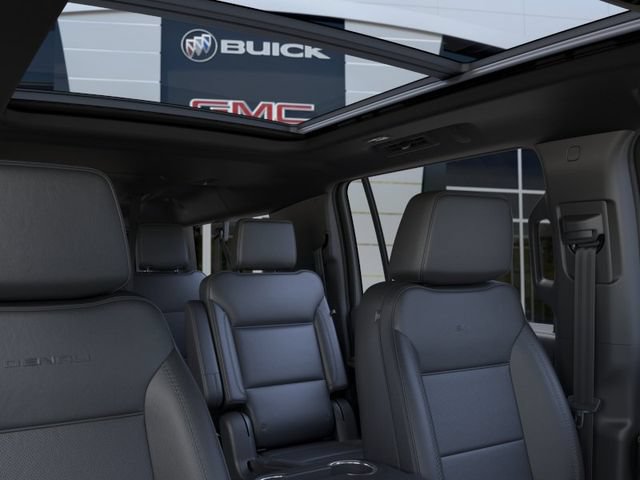 New 2026 GMC Yukon XL Denali w/ Sun & Power Step Package AWD/4WD image 24