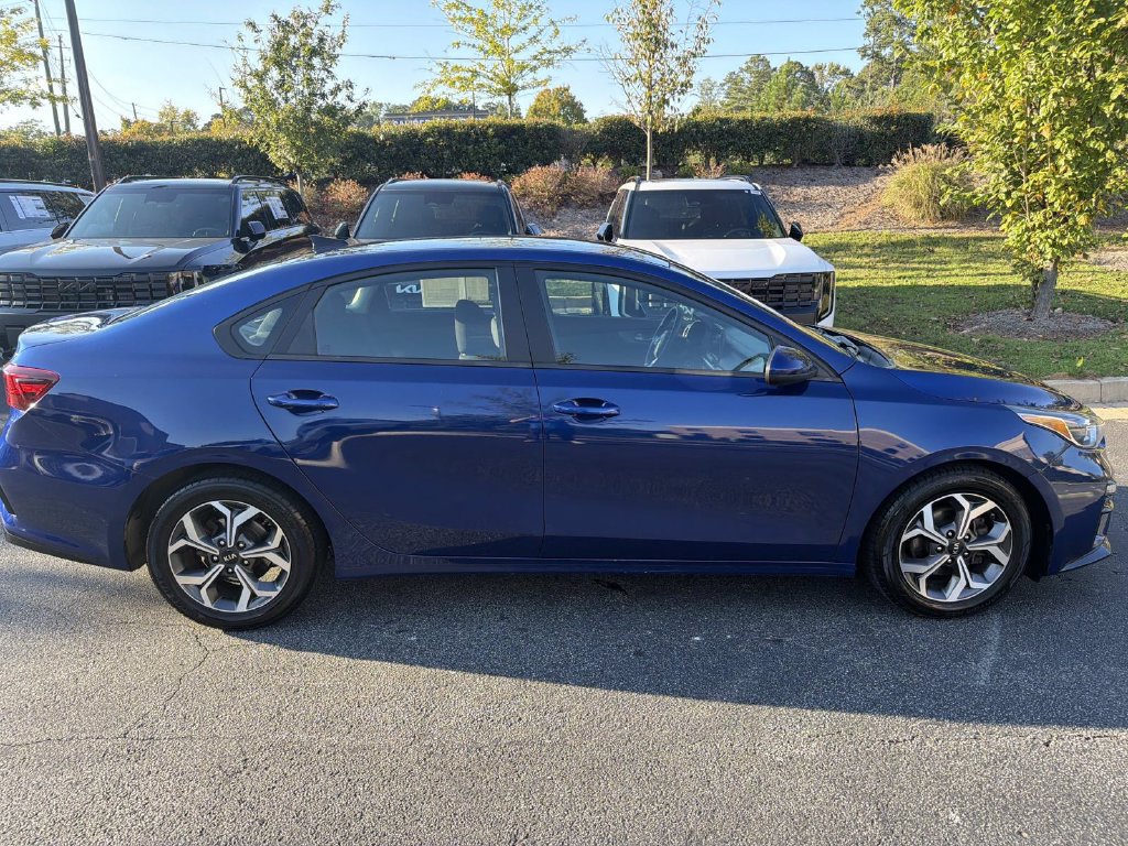 Used 2021 Kia Forte LXS FWD image 2