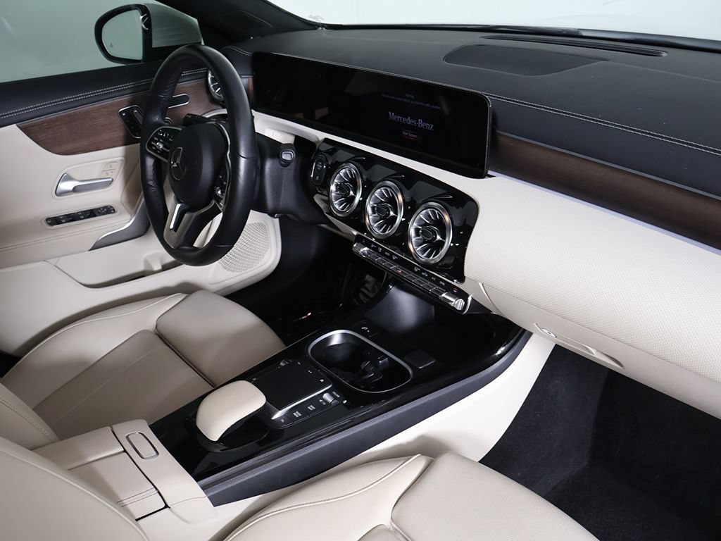Used 2023 Mercedes-Benz CLA 250 4MATIC w/ Premium Package image 24