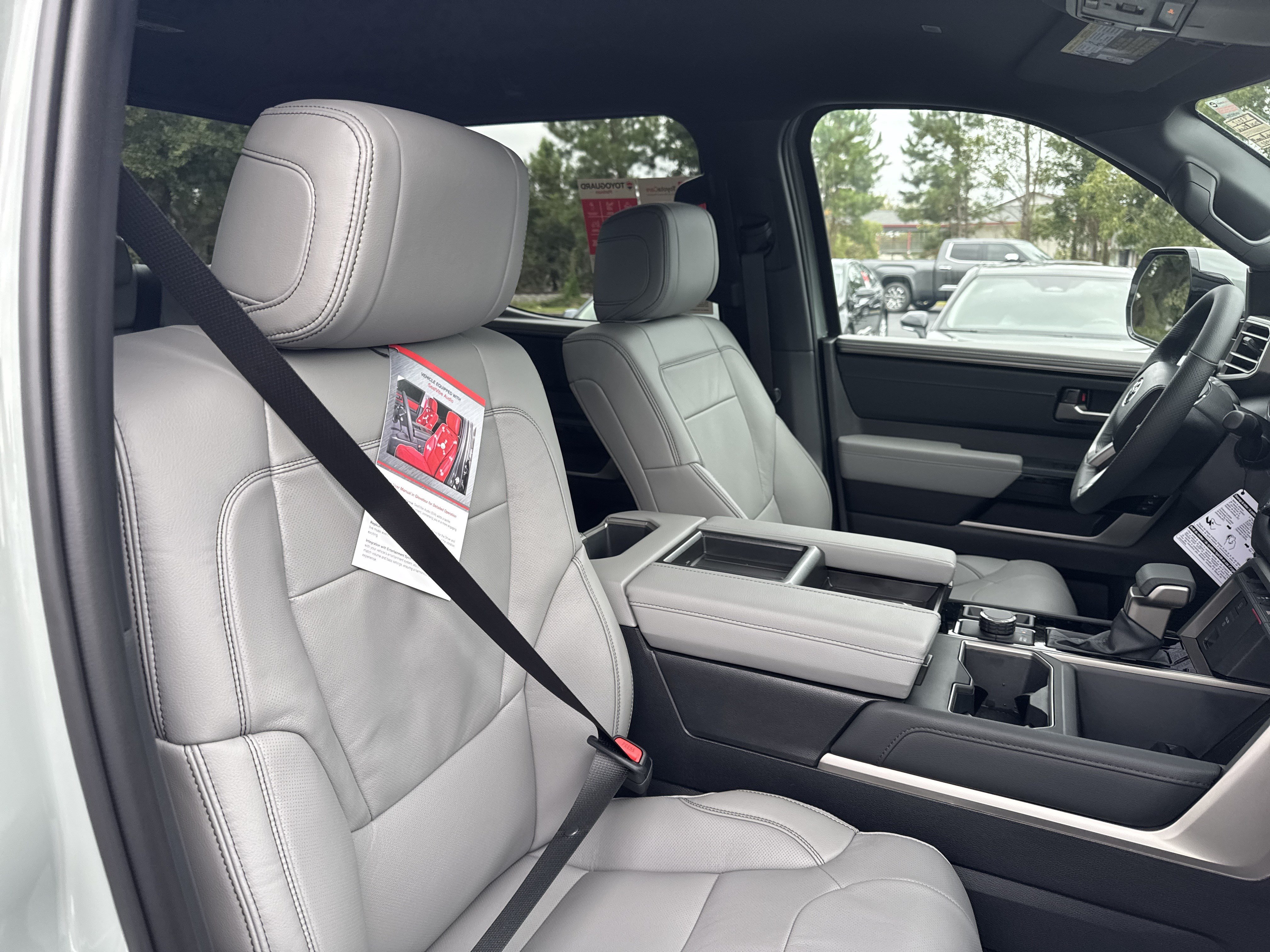 New 2026 Toyota Tundra Limited AWD/4WD image 33