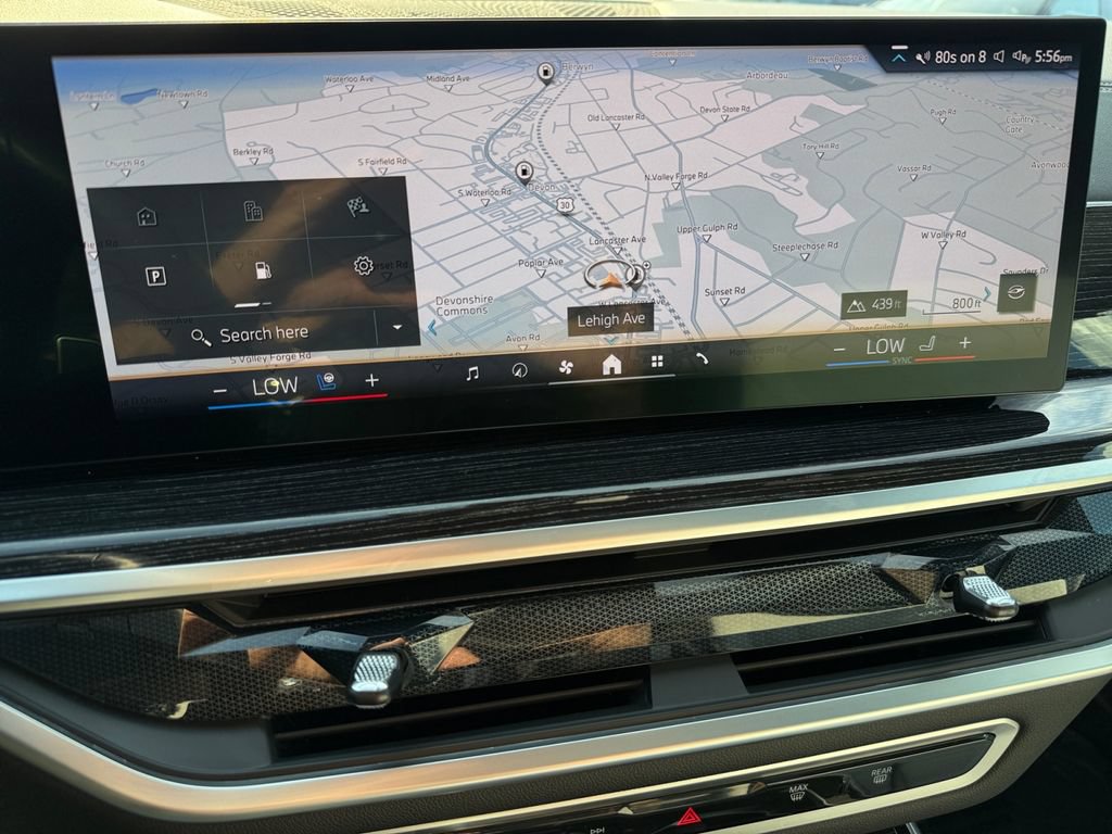 Used 2025 BMW X7 xDrive40i w/ M Sport Package AWD/4WD image 21