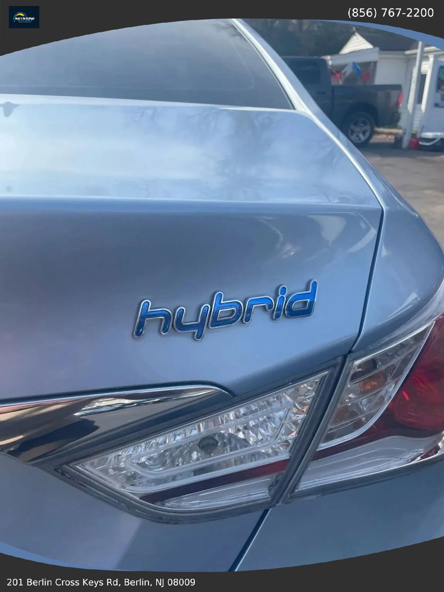 Used 2013 Hyundai Sonata Hybrid FWD image 12