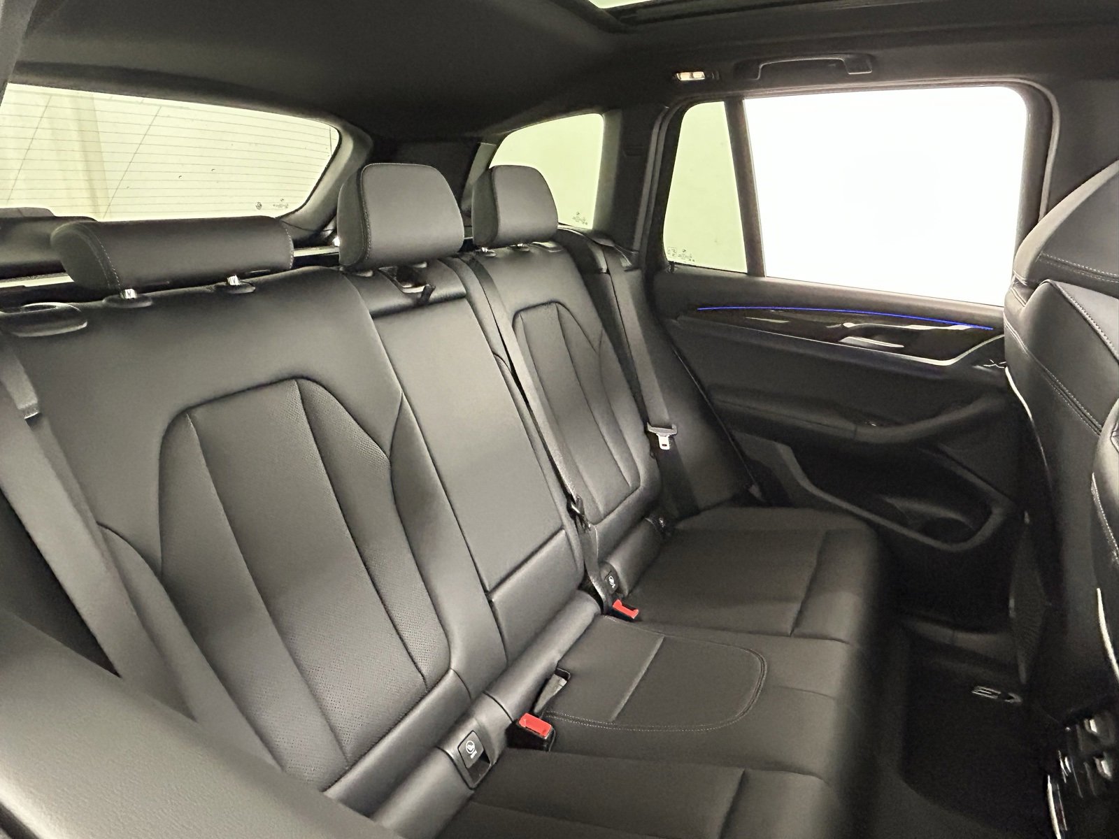Used 2023 BMW X3 xDrive30i w/ Premium Package image 40