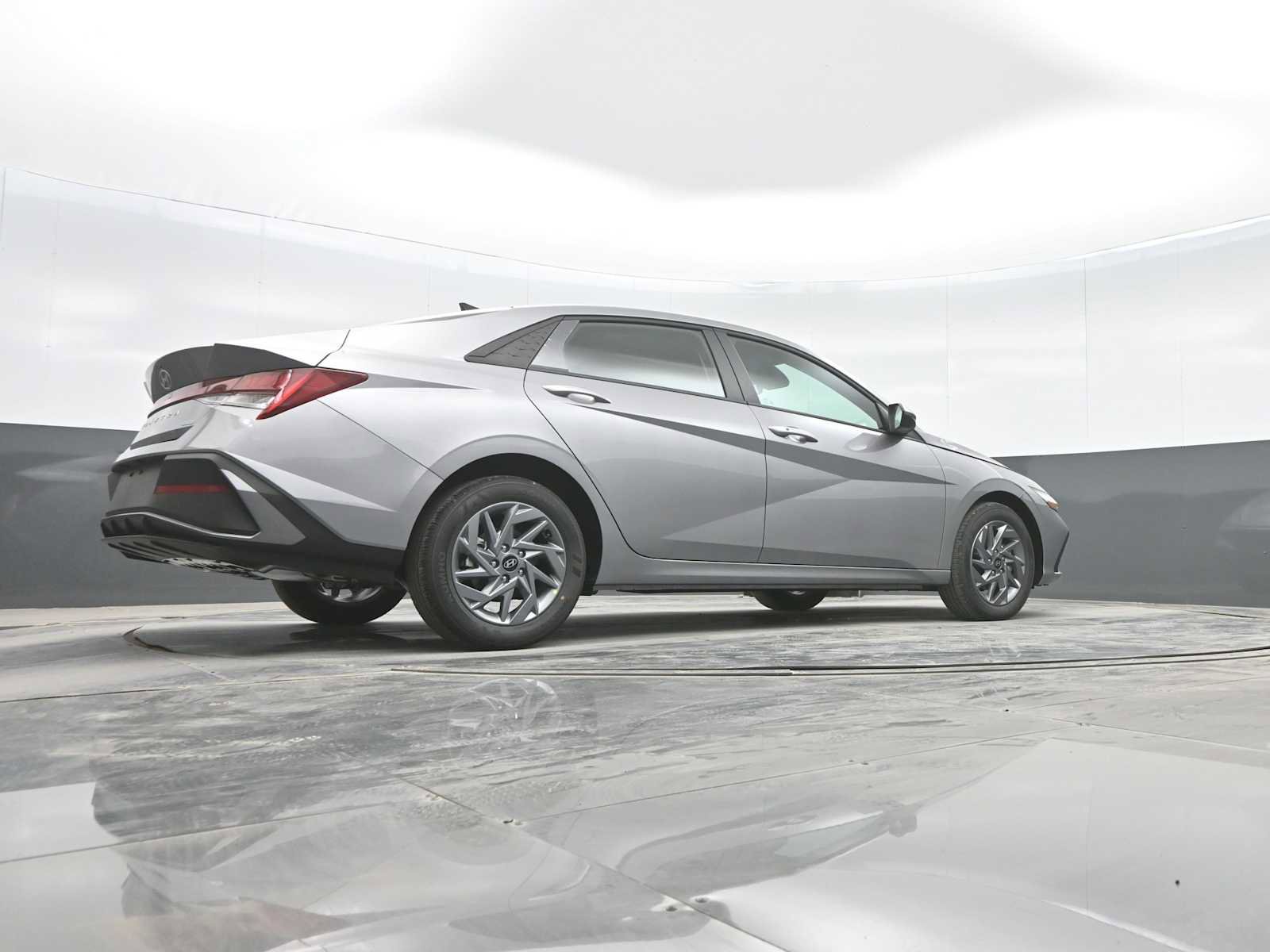 New 2026 Hyundai Elantra Blue image 27