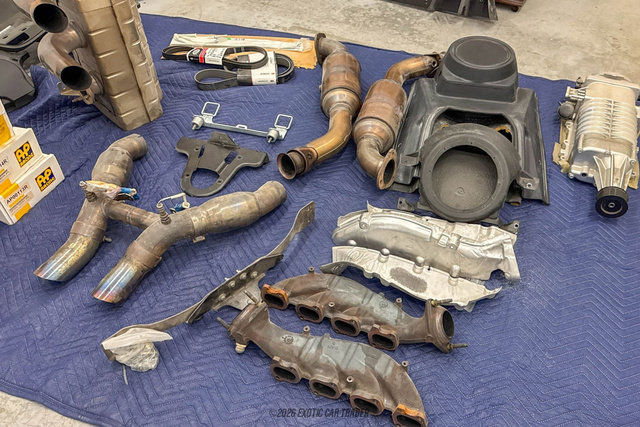 Used 2005 Ford GT RWD image 68