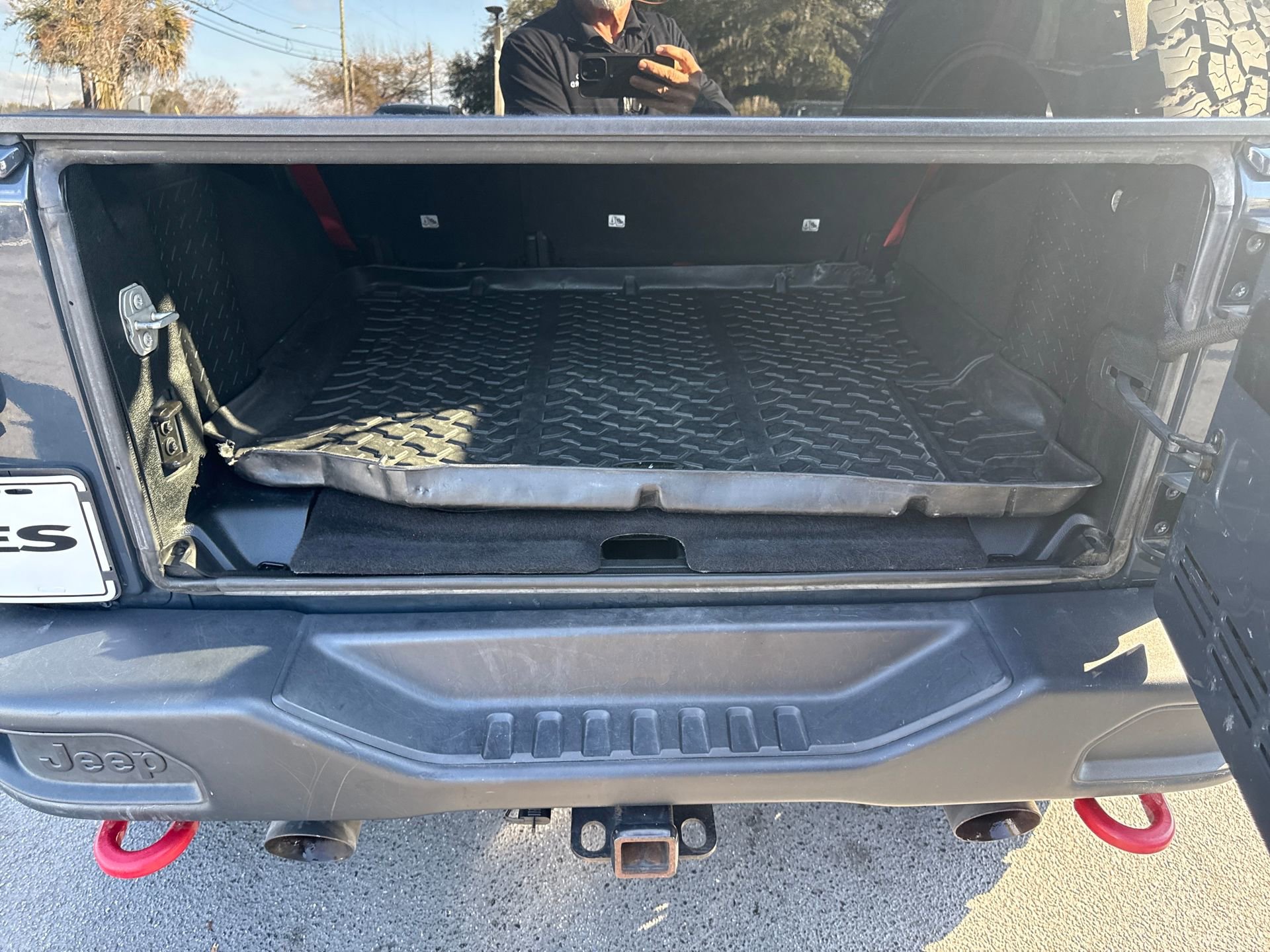 Used 2017 Jeep Wrangler Unlimited Rubicon image 19