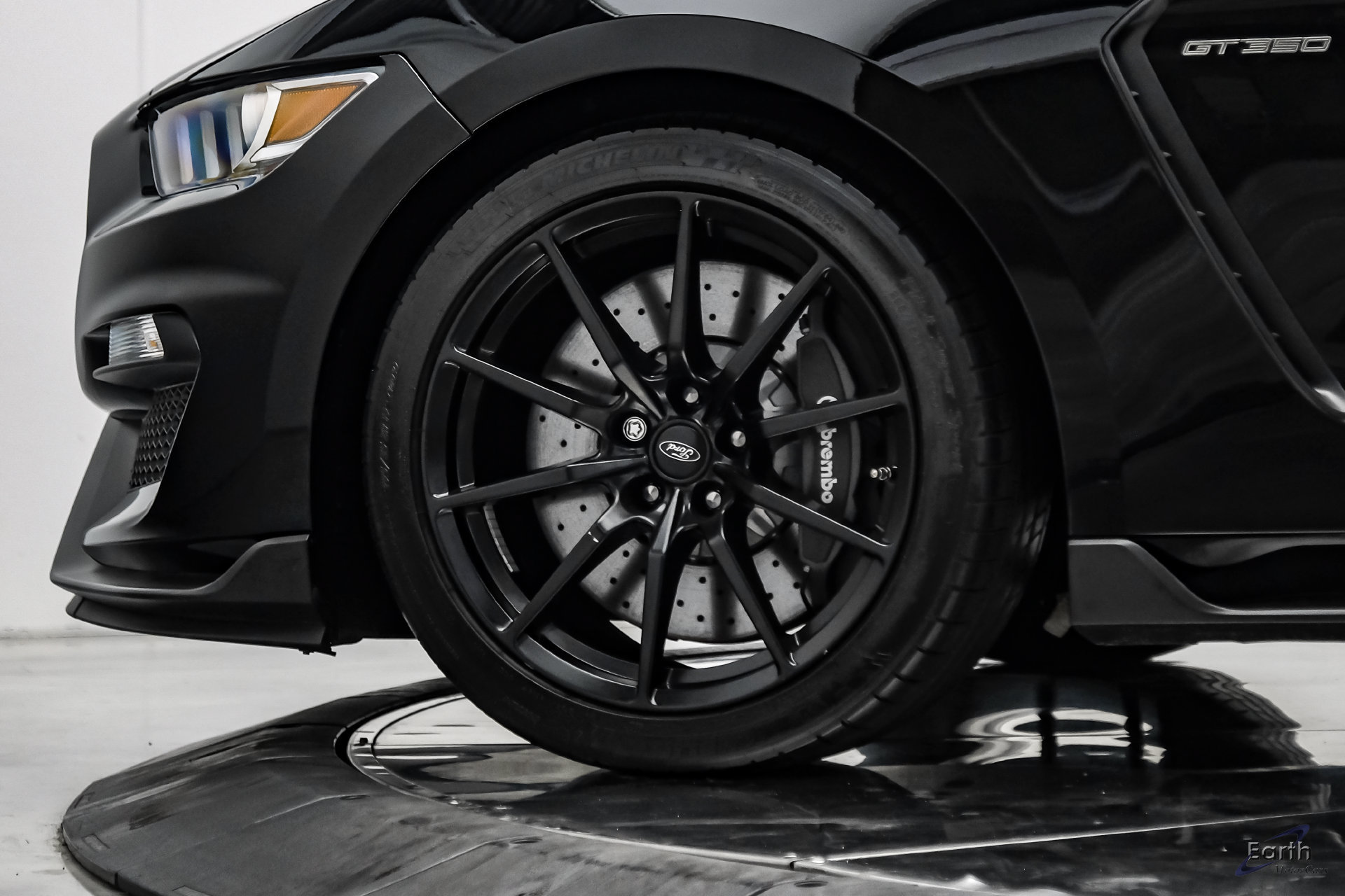 Used 2015 Ford Mustang Shelby GT350 RWD image 87