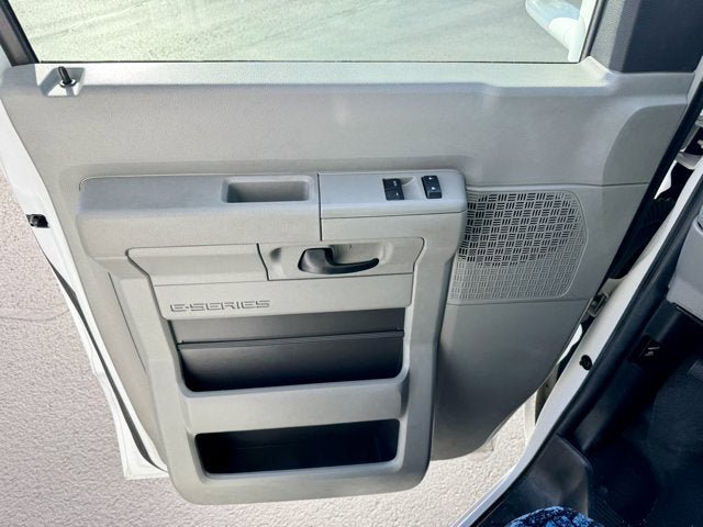 Used 2013 Ford E-350 and Econoline 350 Super Duty w/ Shuttle Bus Prep Pkg RWD image 24