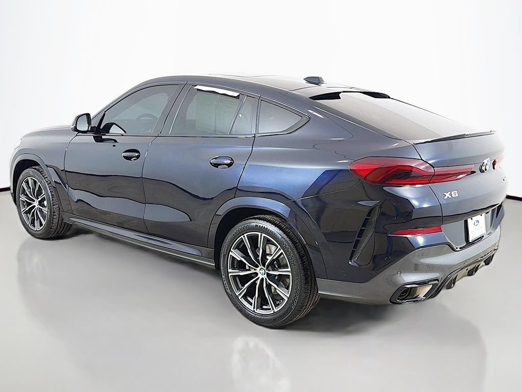 Used 2024 BMW X6 xDrive40i w/ Premium Package AWD/4WD image 14