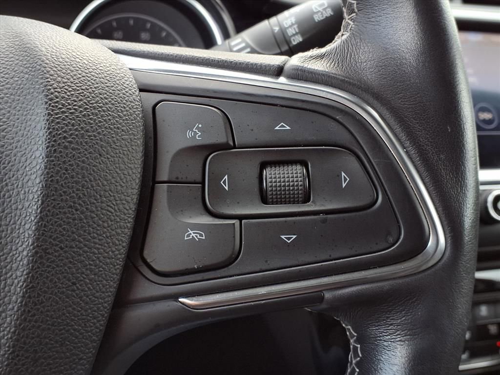 Certified 2020 Buick Encore GX Essence image 14