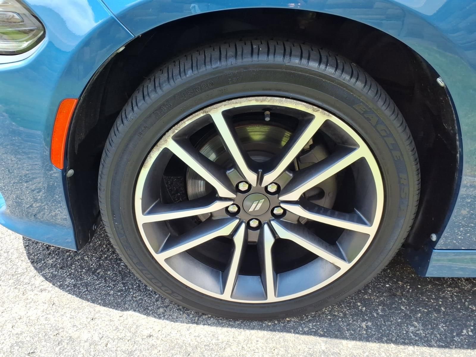 Used 2020 Dodge Charger R/T w/ Plus Group RWD image 12