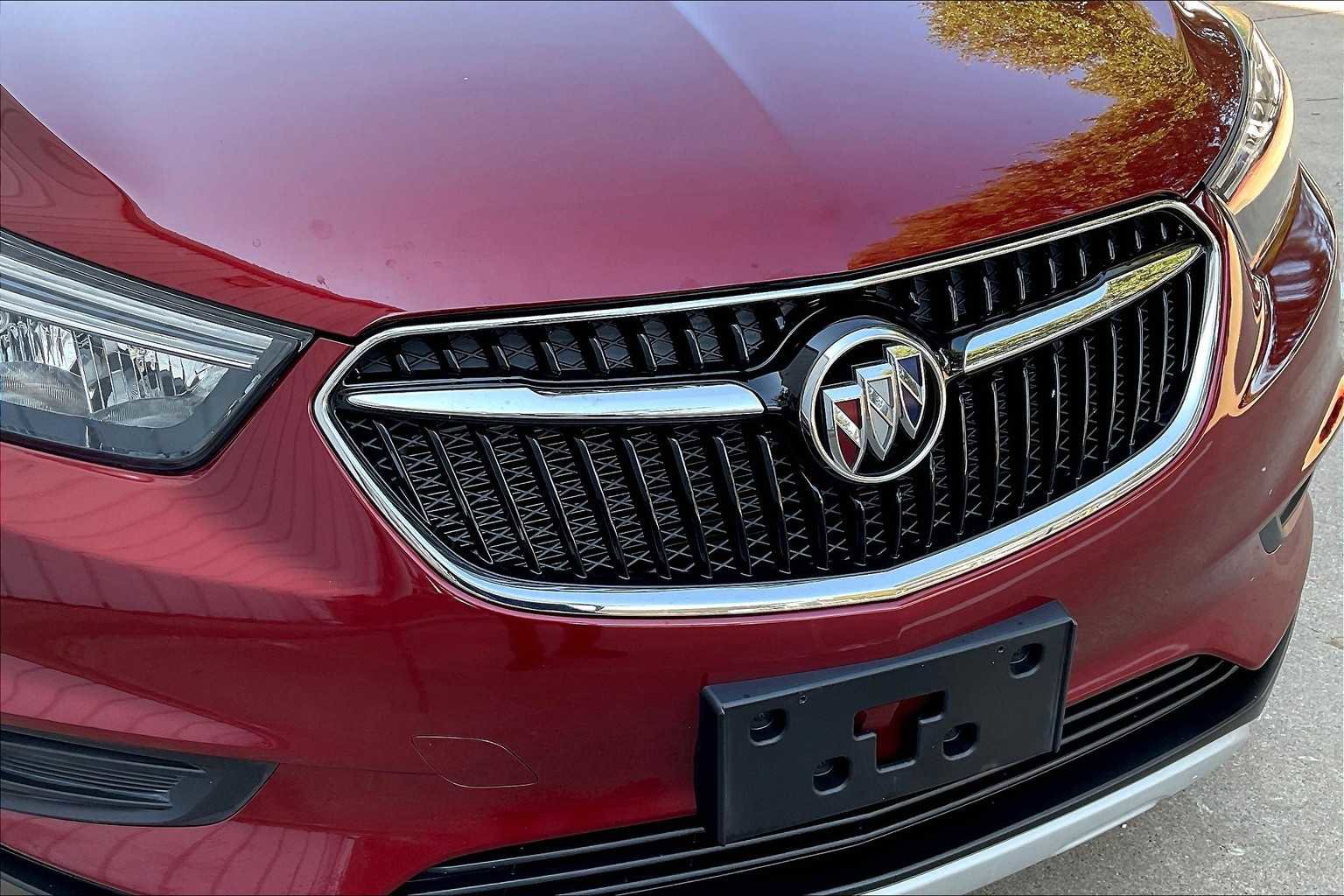 Used 2022 Buick Encore Preferred w/ Safety Package image 25