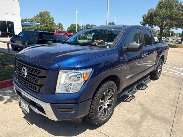 Used 2021 Nissan Titan SV w/ SV Convenience Package RWD image 6