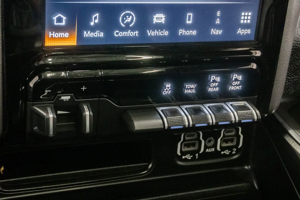 Used 2023 RAM 1500 Laramie AWD/4WD image 25