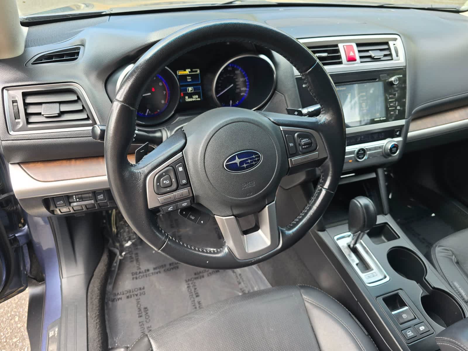 Used 2016 Subaru Outback 2.5i Limited w/ Popular Package #4 AWD/4WD image 2