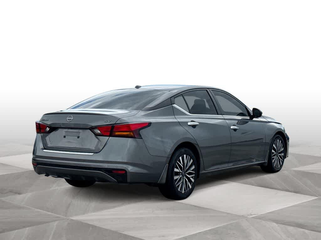 Used 2023 Nissan Altima 2.5 SV FWD image 8
