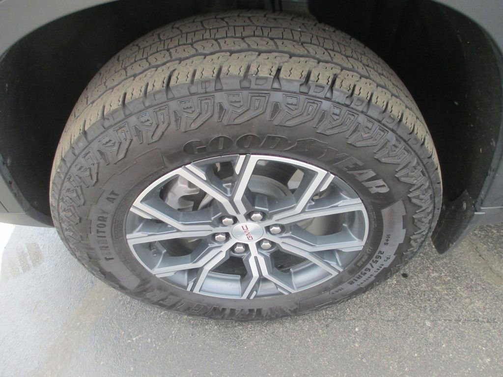 Used 2024 GMC Acadia AT4 w/ Super Cruise Package AWD/4WD image 15