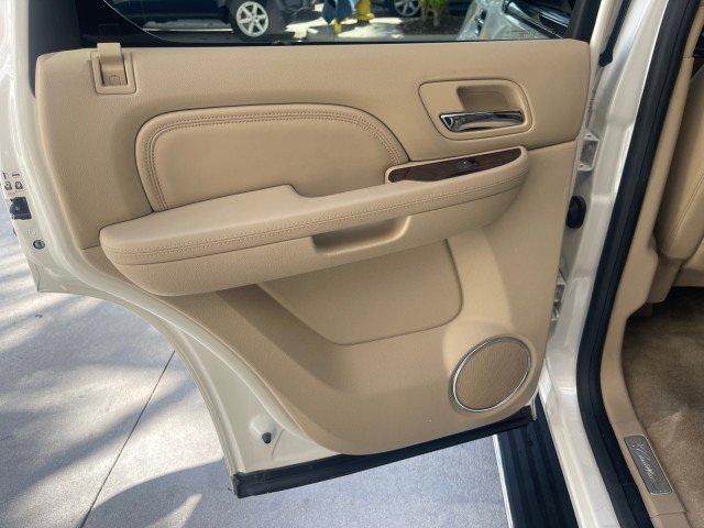 Used 2013 Cadillac Escalade 2WD image 77