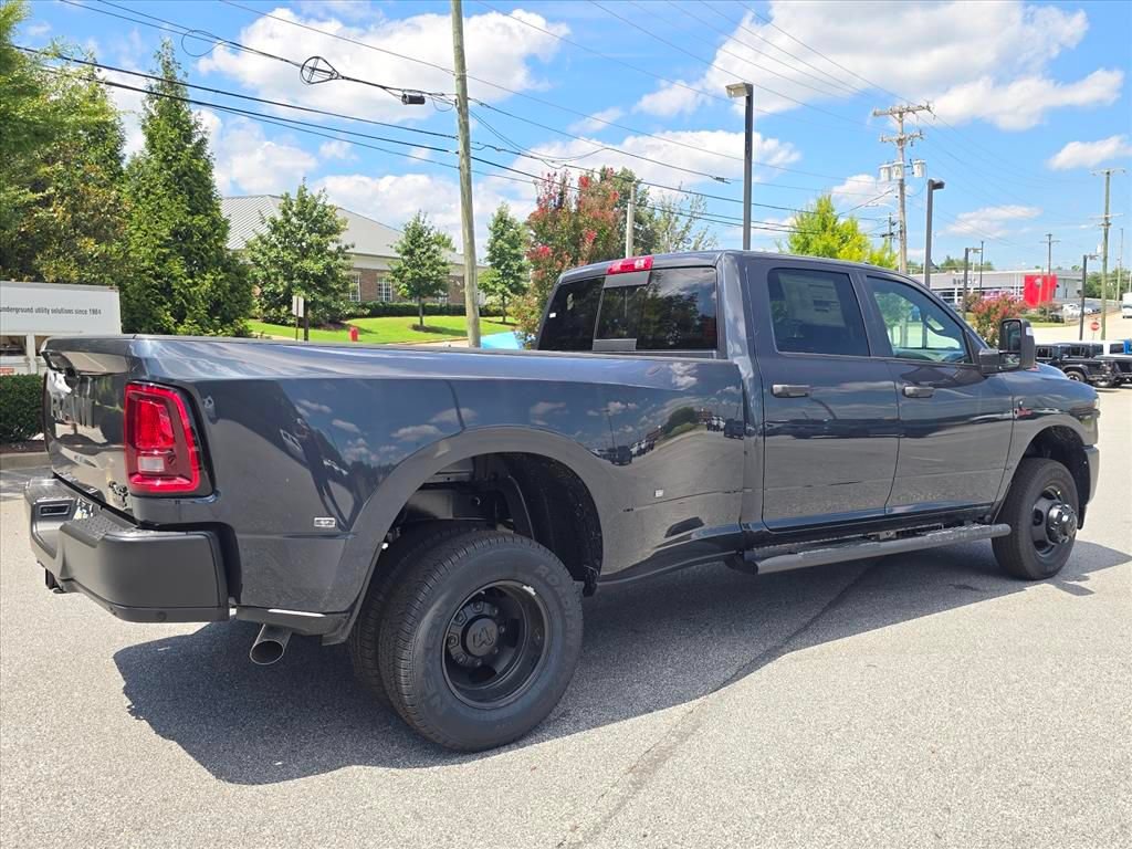 New 2027 RAM 3500 Tradesman AWD/4WD image 3