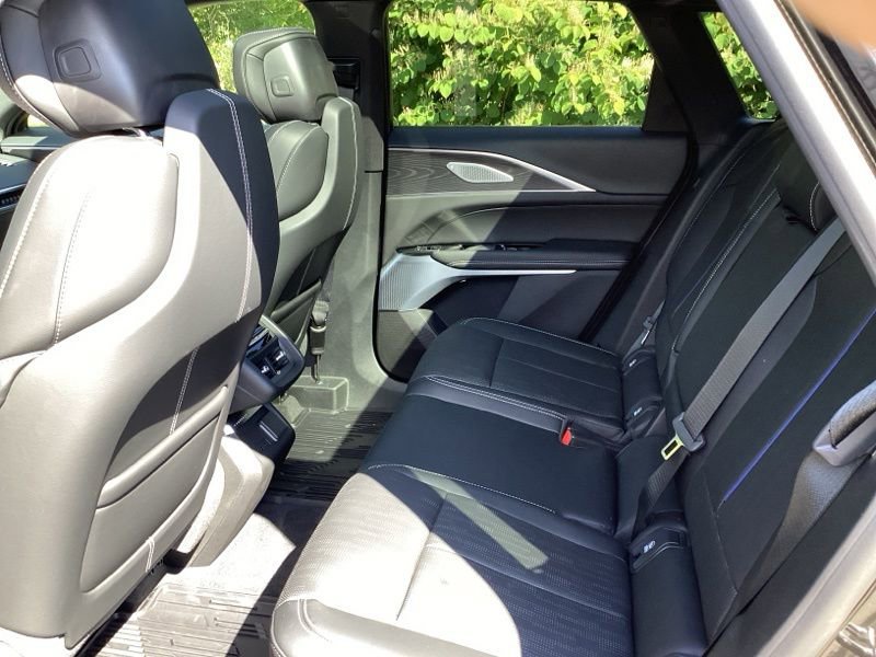 New 2026 Cadillac Lyriq V image 12