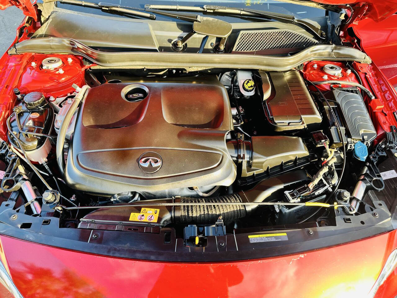 Used 2019 INFINITI QX30 w/ Navigation Package image 35