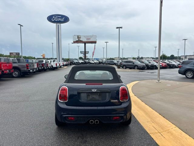 Used 2019 MINI Cooper S w/ Storage Package FWD image 4