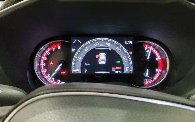 Used 2025 Toyota RAV4 XLE Premium image 33