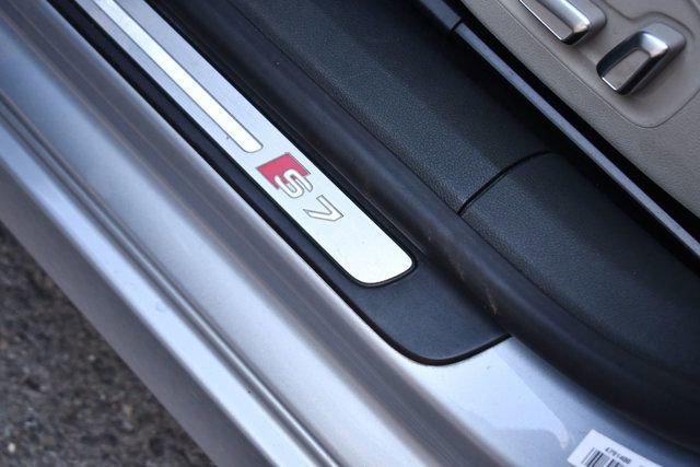 Used 2018 Audi S7 Prestige w/ Driver Assistance Package image 12