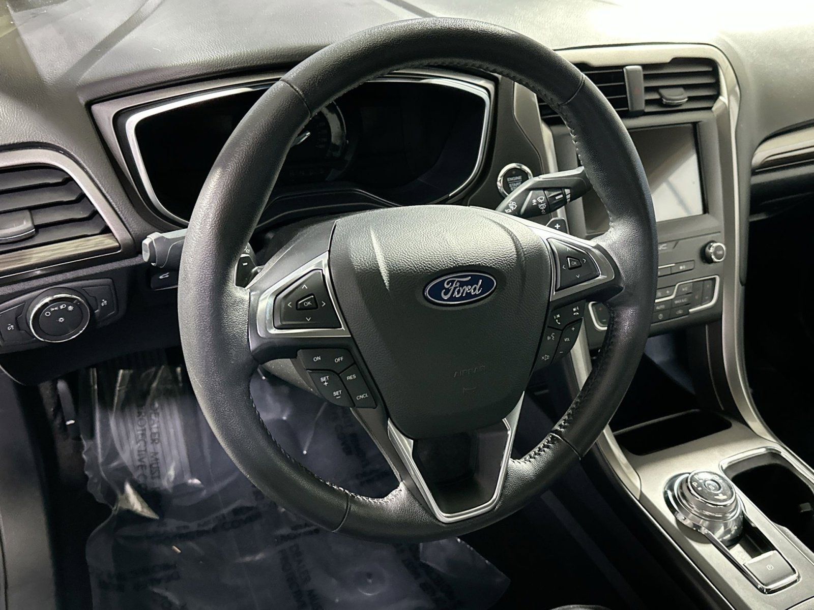 Used 2019 Ford Fusion SEL image 19