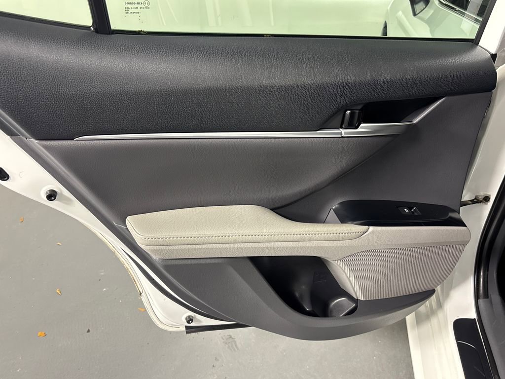Used 2019 Toyota Camry XLE w/ Driver Assist Package FWD image 37