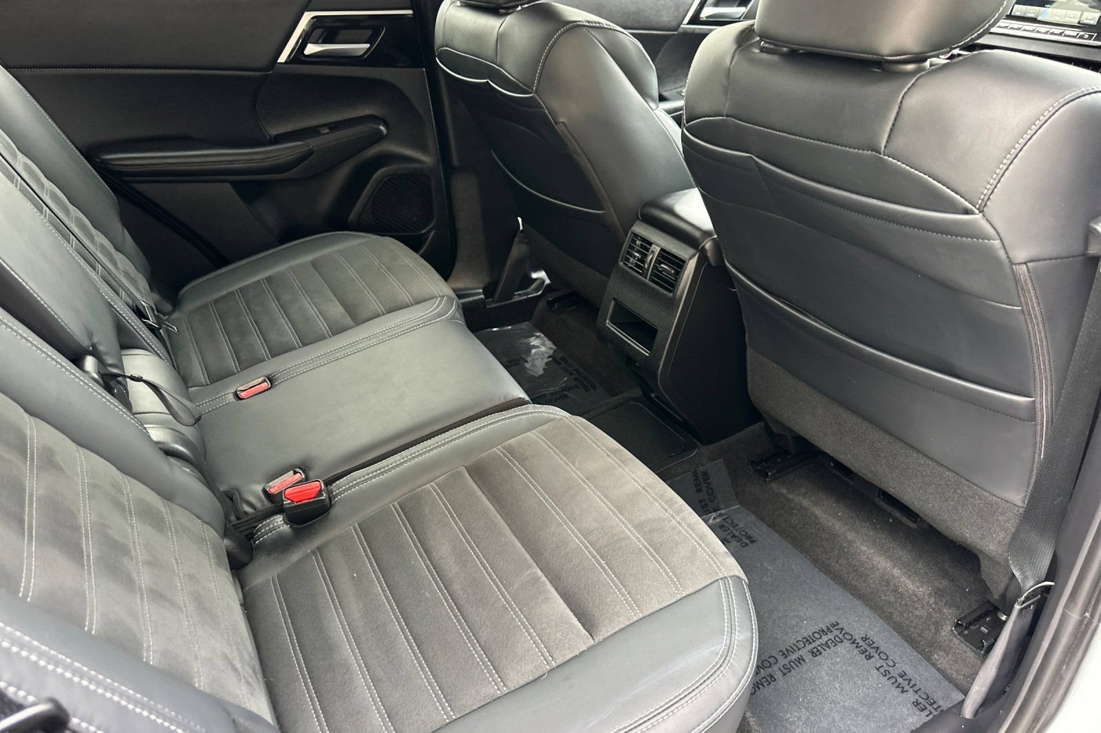 Used 2023 Mitsubishi Outlander Ralliart AWD/4WD image 20