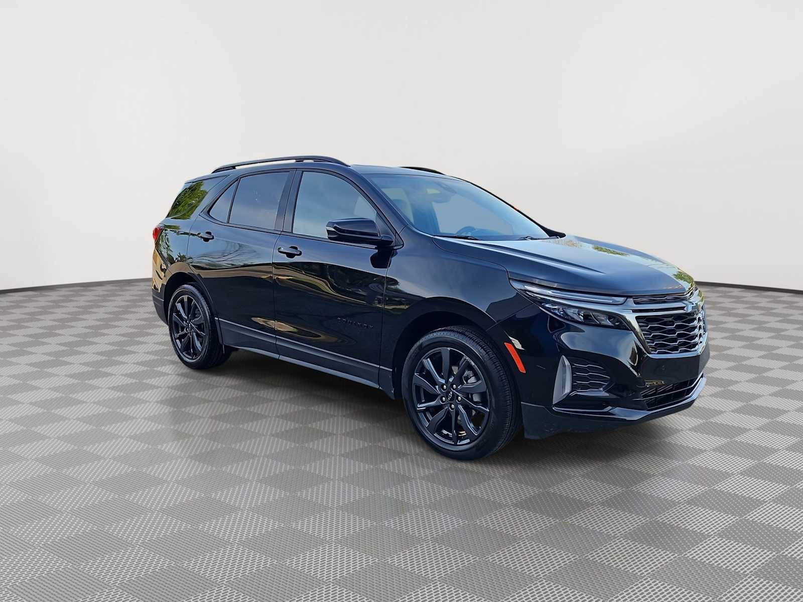 Certified 2023 Chevrolet Equinox RS image 2