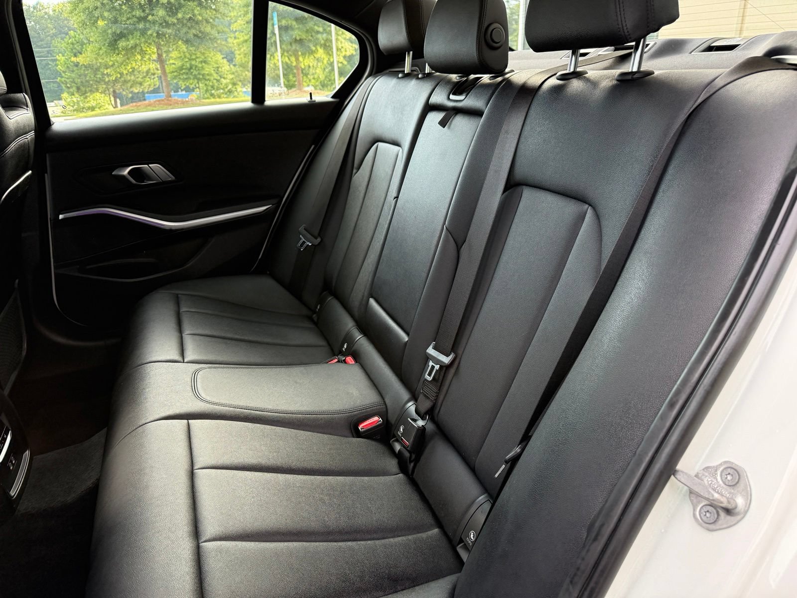 Used 2021 BMW 330i xDrive Sedan w/ Premium Package AWD/4WD image 40