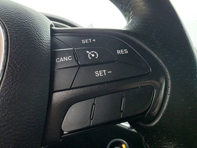 Used 2015 Dodge Challenger R/T Scat Pack RWD image 14