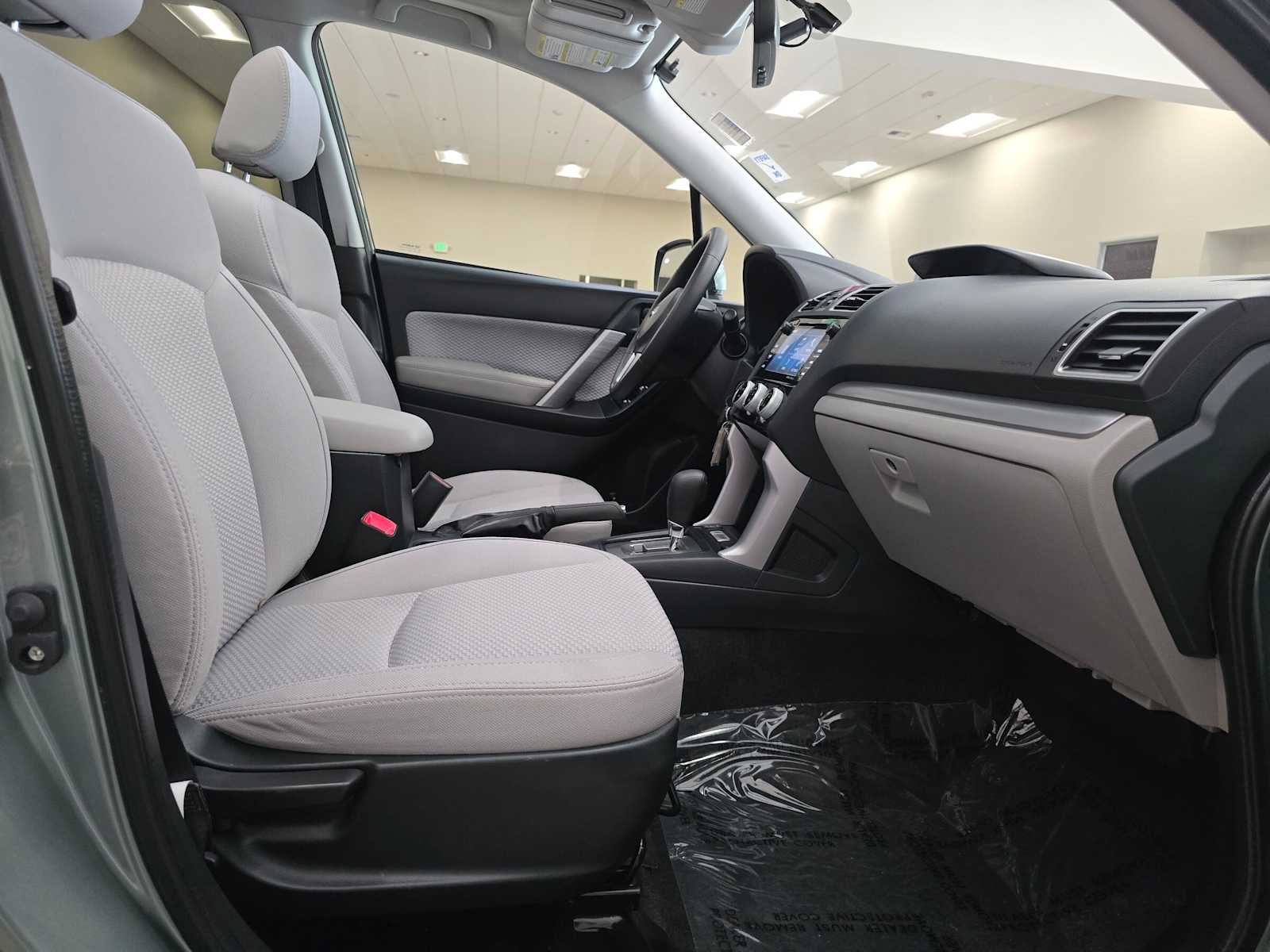 Used 2017 Subaru Forester 2.5i Premium AWD/4WD image 27
