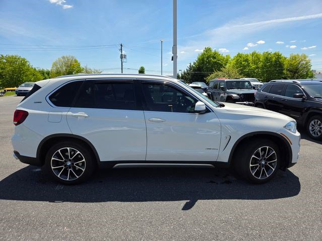 Used 2017 BMW X5 xDrive40e AWD/4WD image 17