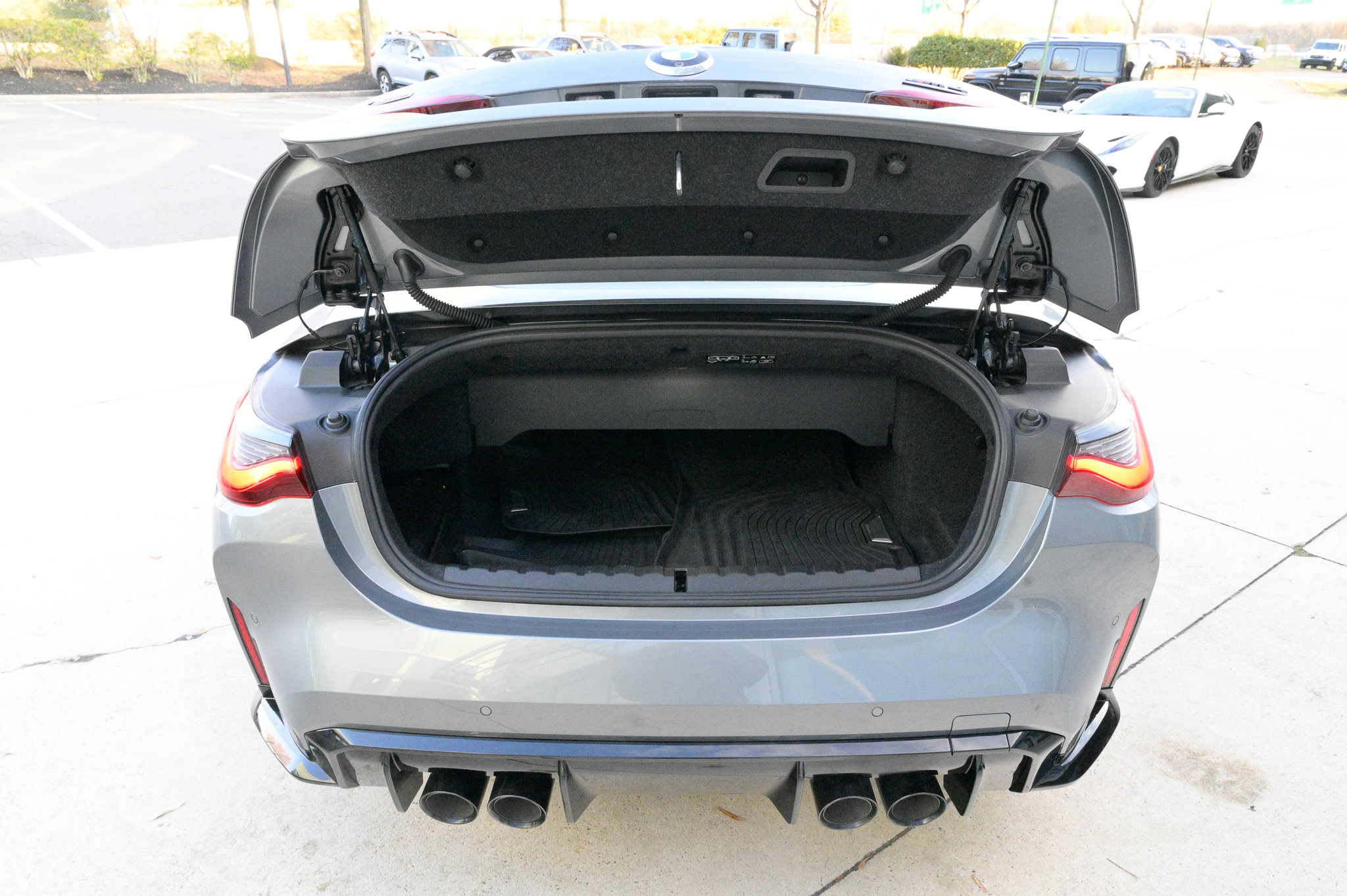 Used 2024 BMW M4 xDrive Competition image 37