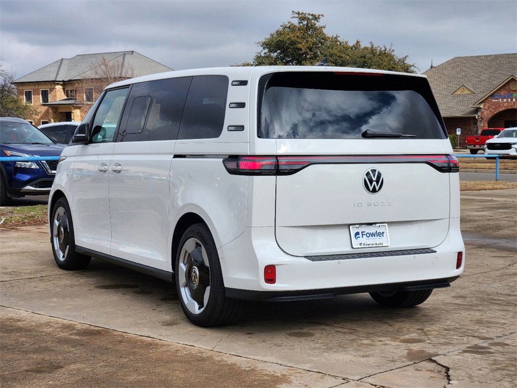 New 2025 Volkswagen ID. Buzz Pro S image 3