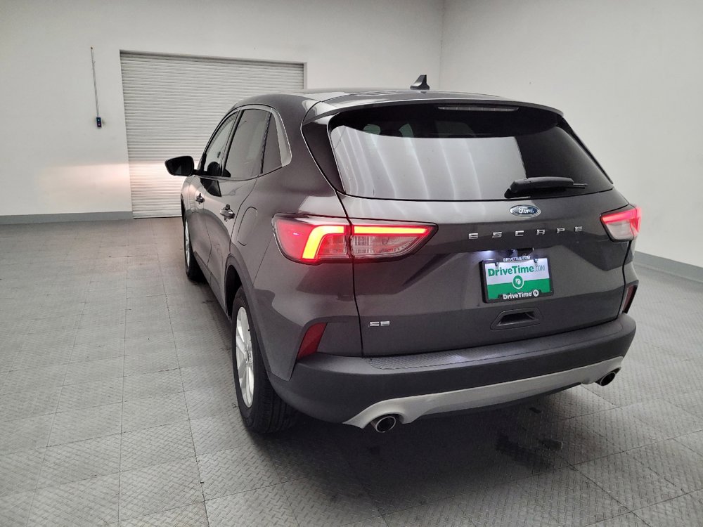 Used 2020 Ford Escape SE FWD image 6