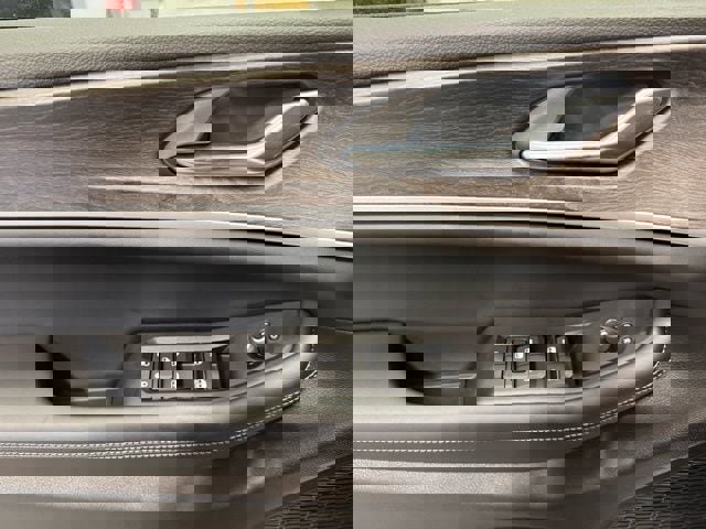 New 2026 Jeep Grand Cherokee Laredo image 7